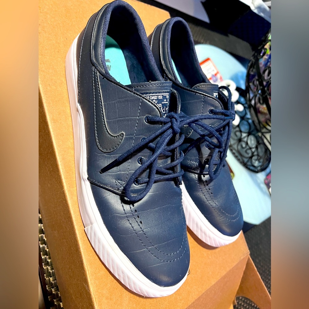 Nike SB Mens Zoom Stefan Janoski
